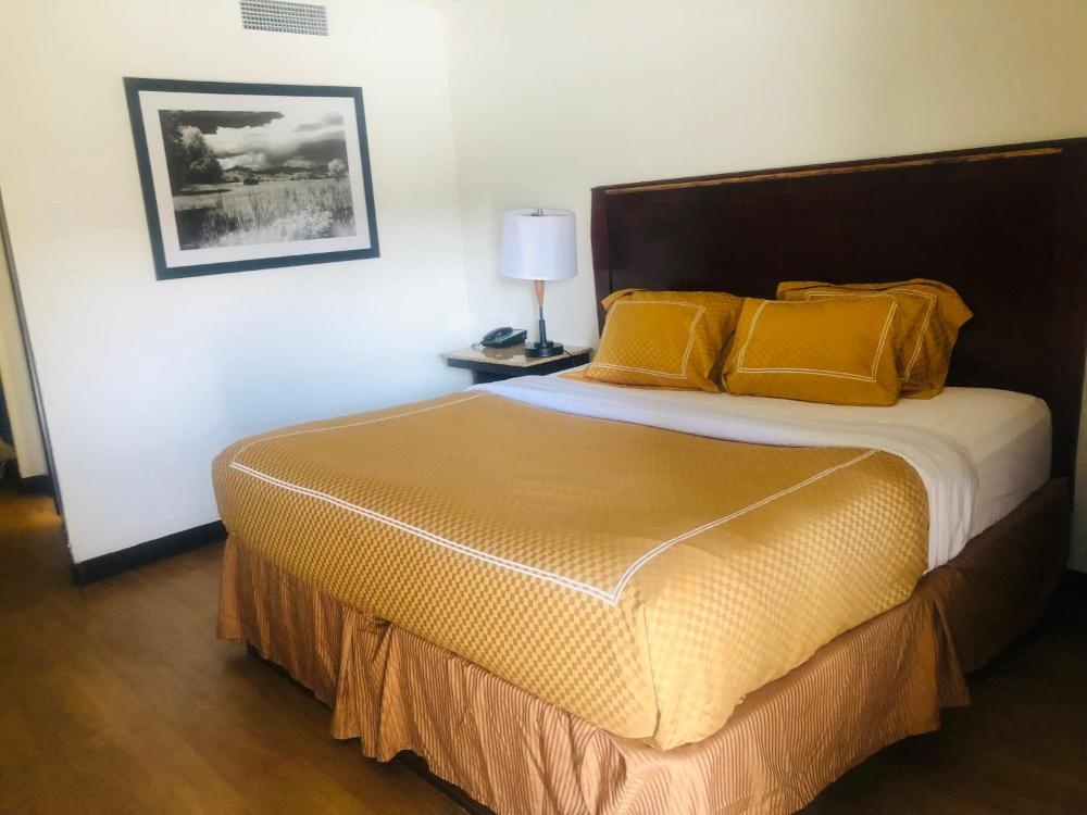 Room image 3