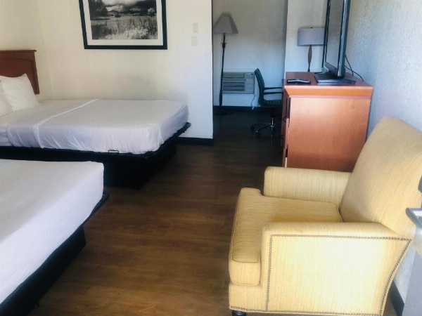 Budget Inn Denver Downtown image 15